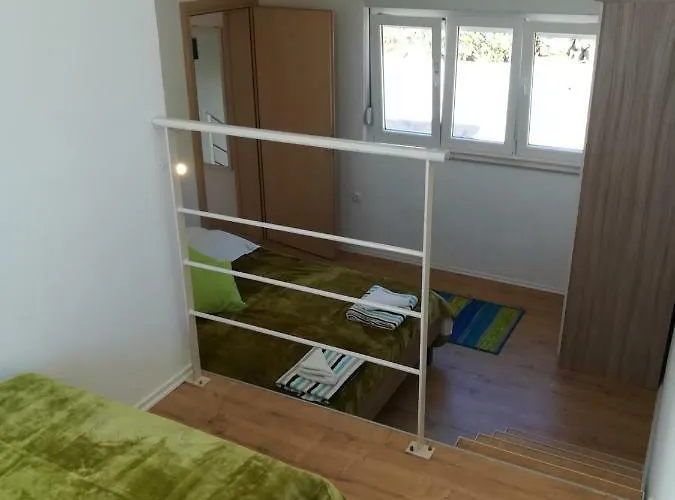 Ana Marija Apartman Savar